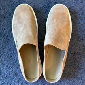 Brand New w/o Box Vince Suede Gray/Beige Shoes